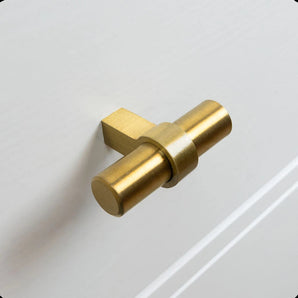 Arturo Gold Knob