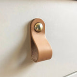 leren-handgreep-beige-lichtbruin-meubelknop-leer-lus-yessential