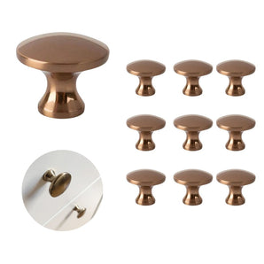 Een Bronzen deurknopjes set met een ronde uitstraling.