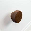 Arriero Walnut Knob