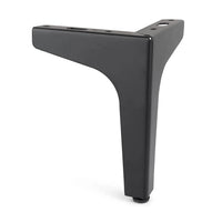De Menno Black 15cm van yessential.nl is een zwart, V-vormig stalen meubelpootje met een platte bovenkant en een taps toelopend ontwerp, ideaal voor moderne meubels. Afgebeeld rechtop tegen een witte achtergrond, is het een perfecte zwarte stalen meubelpoot.
