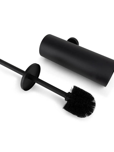 De Ferro Black WC set van yessential.nl bestaat uit een matzwarte, cilindrische borstel en bijpassende houder, stijlvol gepresenteerd op een witte achtergrond. Een elegante toevoeging aan je badkameraccessoires.